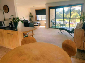 2 By The Beach, Sunny stylish beach side unit